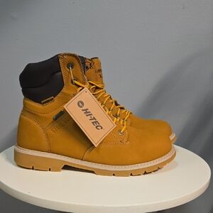 Hi-Tec Steel Toe Waterproof Boots - Mens Size 11